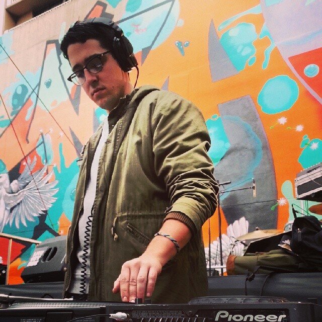 Vinylphile//Synth Wizard//Nice Guy
http://t.co/ocLGDjveRO