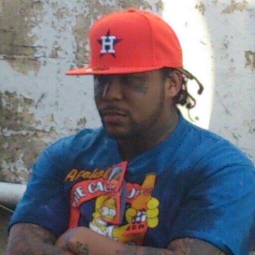 OG_LocoLoc's profile picture. BEEN IN THESE #TWEETS FOR A MIN  GETTIN @ NIGGAZ AND THE WHOLE  #LIVEMIXTAPES & WORLDSTAR DONT KNOW WHAT BOUT TO HIT THEY ASS!! #OVERGANG!!