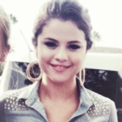 sinceforks's profile picture. ta incomodada? segue ao botão follow quando ficar vermelho, vc clica.