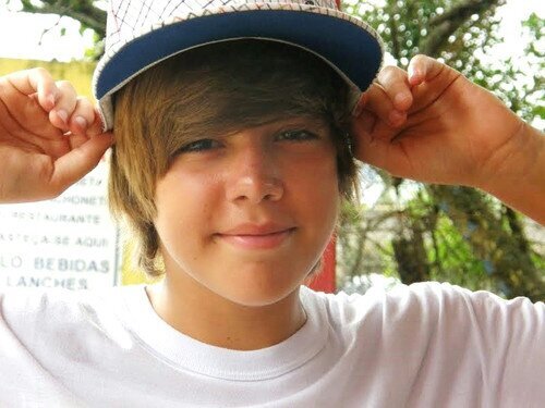 MyInfo46930475's profile picture. im a singer song  writer I play the piano and the guitar