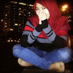 I'm not perfect but I'm limited edition. INSYAALLAH I love my self :)  ‎ 7498A680 || ♡Mlarat_Group little family
