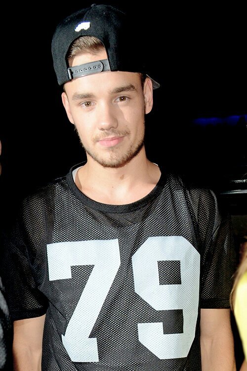 @moonlxghtmalik