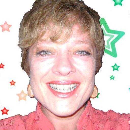 NienkeHinton's profile picture. Writer, reader, wonderer, wanderer, seeker, tea drinker.