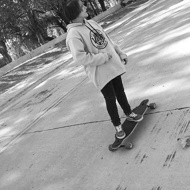 my passion is hockey and longboard and nobody 's  going to take me :3