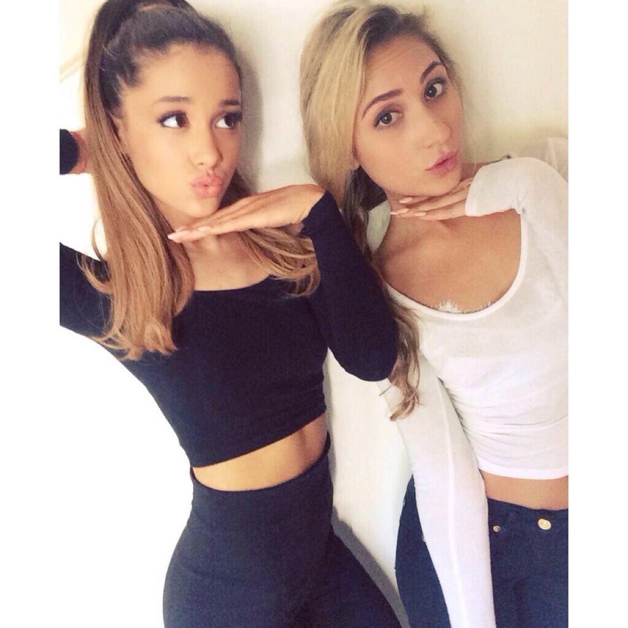 Faux_Her1's profile picture. He's perfection, but he's also known as Alex Baskara. The love of my life. I'm his and only his. I love you so much @Alex_Baskara ❤ {RP}