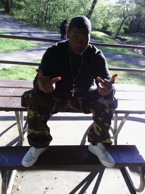 lifes a bitch and then u die so fucc the world and lets get high!! #StonedAge wake up and live-Bob Marly..