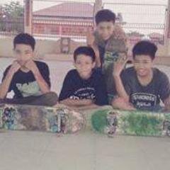 *THRASHCORE OLD SCHOOL* *skatepark* skateboarding ╰ɵ───ɵ╯http://t.co/aIooWVOzdO (Muhammad Dede Twellev Thras Coold)