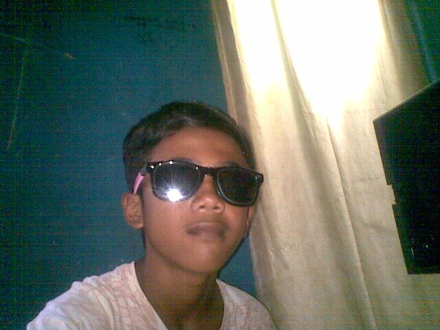 WahyuEryoPratam's profile picture. Call me Wahyu . Im Islam . 27 April 1998 . #followme . Follback ?? . Just mention:)