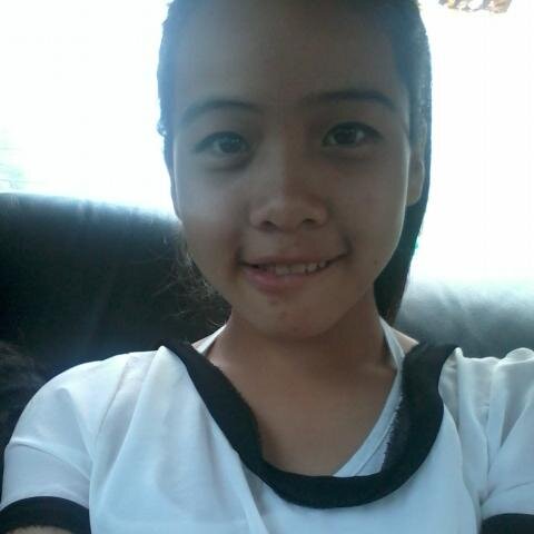 hello.nice to meet u.(vannessa abbygail 13 years old smk fx)