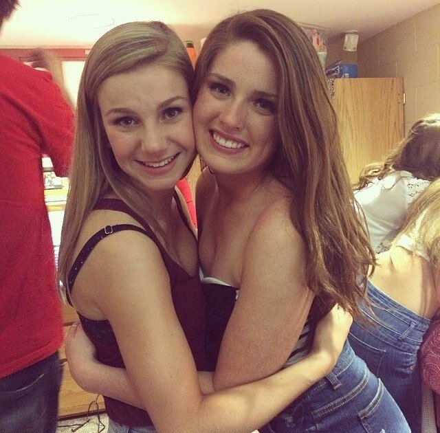 ellierosehuot's profile picture. 