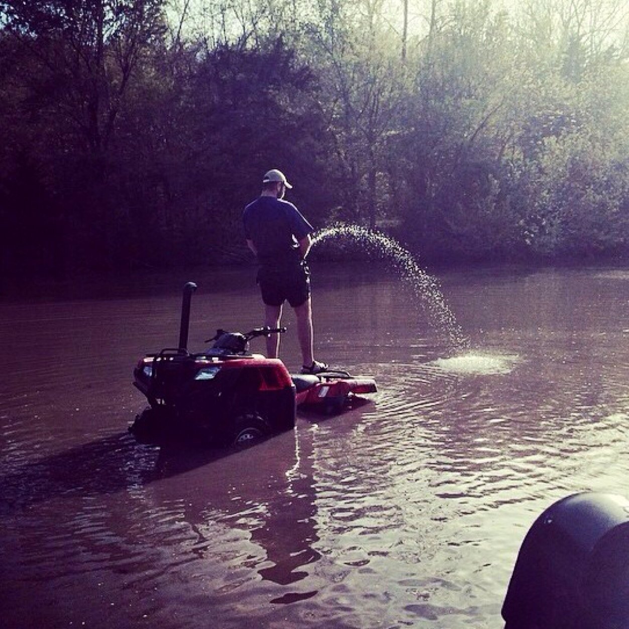 Z71Dongraves's profile picture. A person who never made a mistake never tried anything new. -Albert Einstein