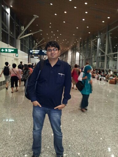 moingodil's profile picture. Cricket, Games and Fintech