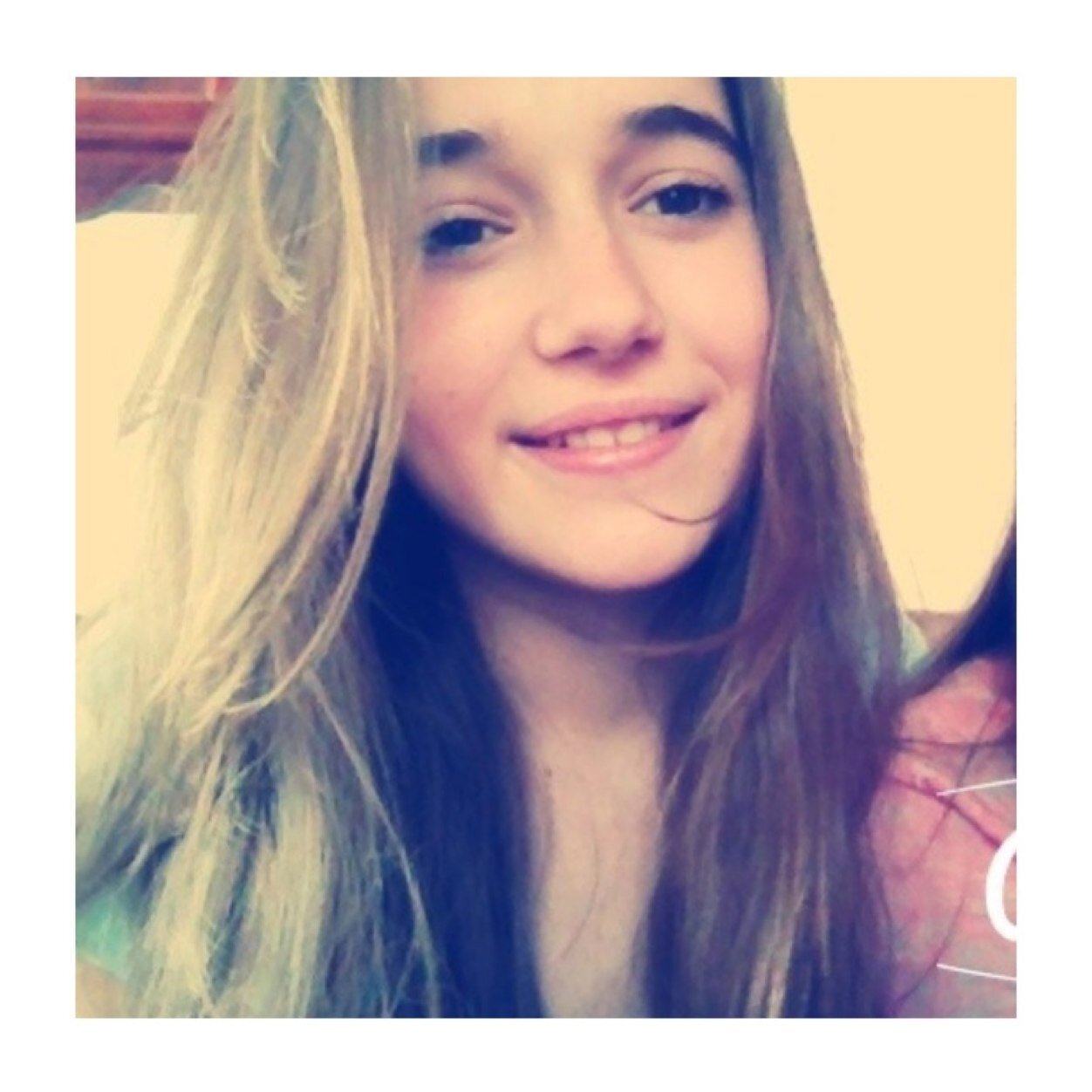 she closed the door, sat on the floor and began to mourn, hated her life, did not want to feel like a failure.