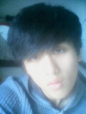 决定了写一些古风或者清新的文字，不激进，淡然   To the world you may be one person,but to one person you may be the world