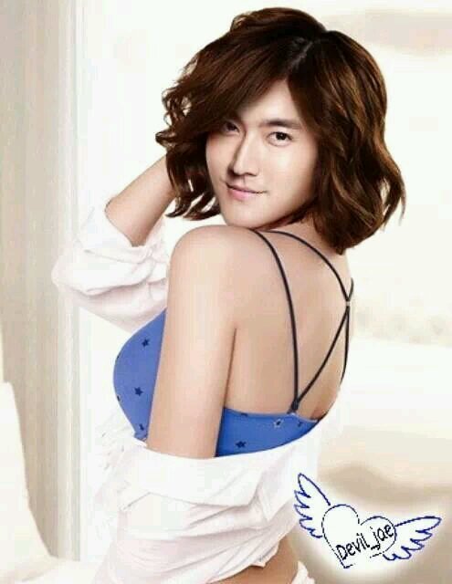 ผมน่ารักอยู่นะ ใช่มั้ยฮะ? ^-------^ มารู้จักกันนะครับI'm just a bot not real. (อาจดูเหมือนว่าหยิ่ง แต่ที่จริงแล้วผมอาย *ㅅ*)