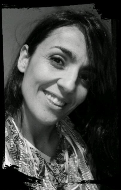 Mujer. Ripense. Madre. Hija. Hermana. Amiga de mis amig@s. Educadora social, trabajando como técnica de infancia y juventud en Ayto.