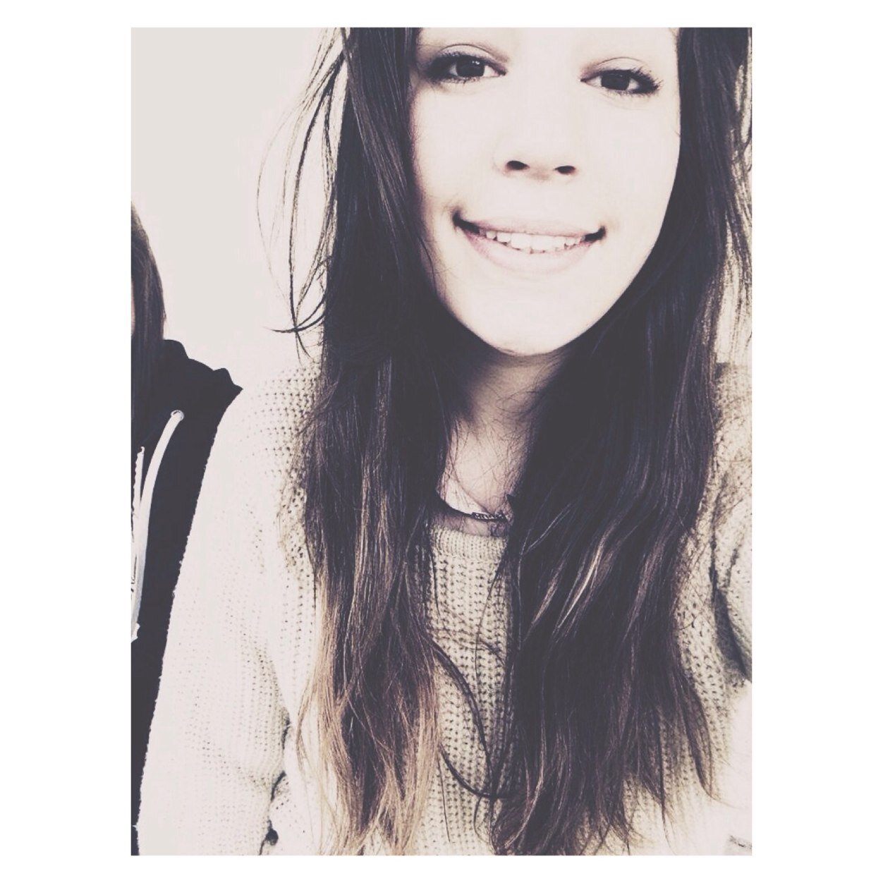 manondndd's profile picture. V, tu represente ce que jamais personne ne representera. Rme, les meilleurs mes vies.