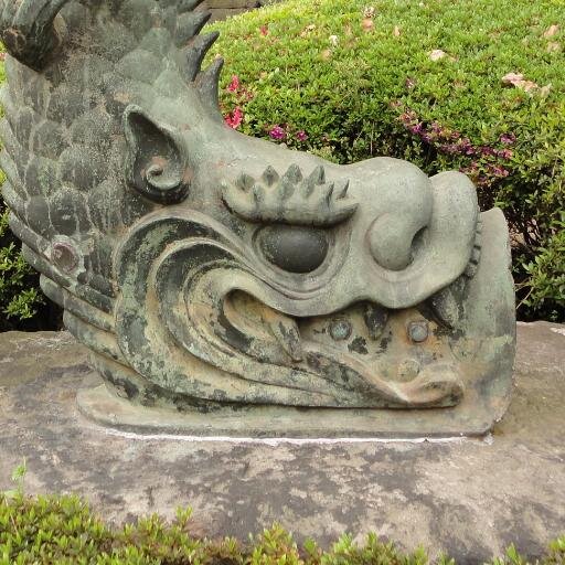 mystic_fan00's profile picture. そろそろ残り人生で消費し切れるかどうかが怪しくなって来た
蔵書は神話、伝説、ファンタジー寄り
もうしばらく読んでいたい