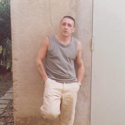 totof13003's profile picture. parieur pro en devenir avec %superieur a 70 %  classé contest nhl covers braquons la fdj ensemble