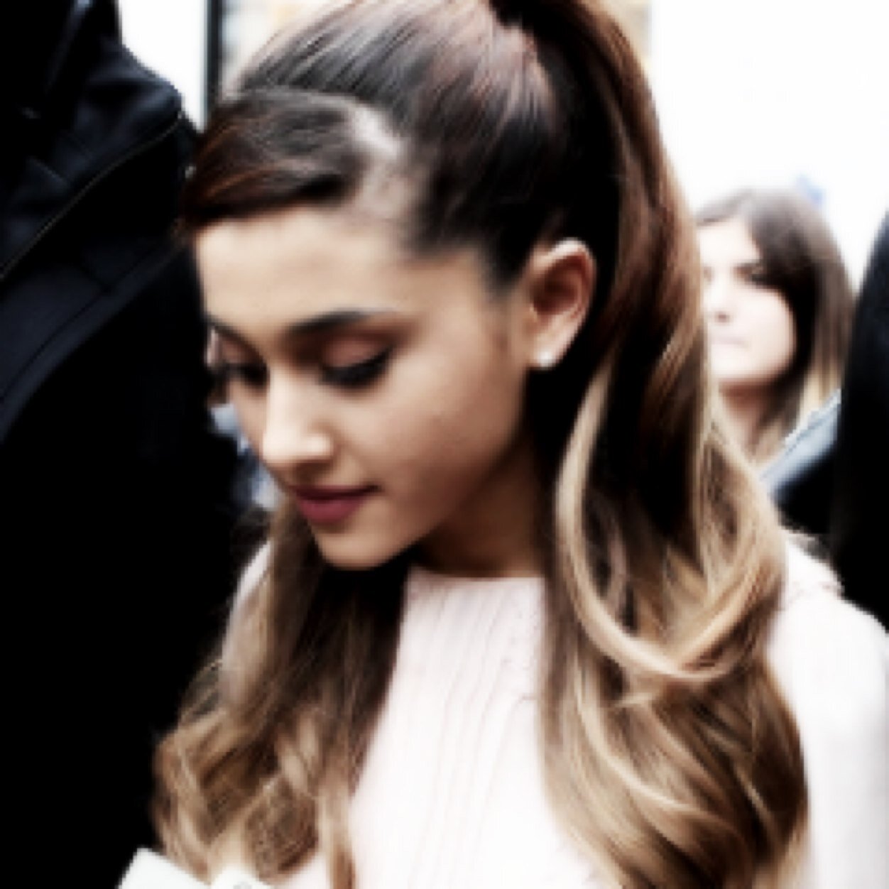 WeAreTeamJB's profile picture. 