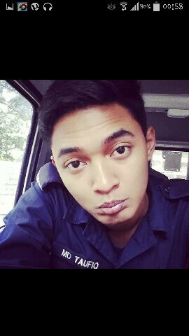 TaufiqTohpit's profile picture. 21 & flying solo✌