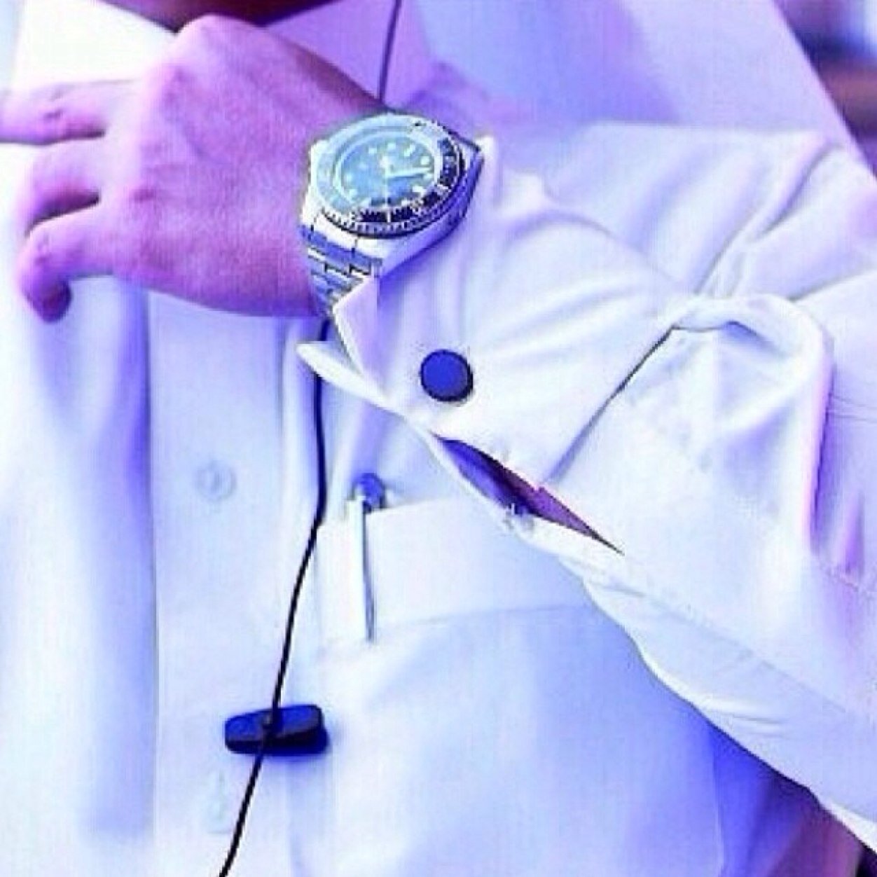 لجـلك عـسفت آلـبيوت آللـي تجـمّلـني ./.                                         ولجلك هويت آلـشعر وأبدعت بـ أوزآنه