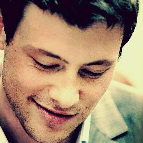 #ChrisBrown #Rusher #TVDFamily #Stan #Gleek #Belieber #Somerholics #Directioner #TeenWolf #CoryMonteith [*] #Kwiatonator