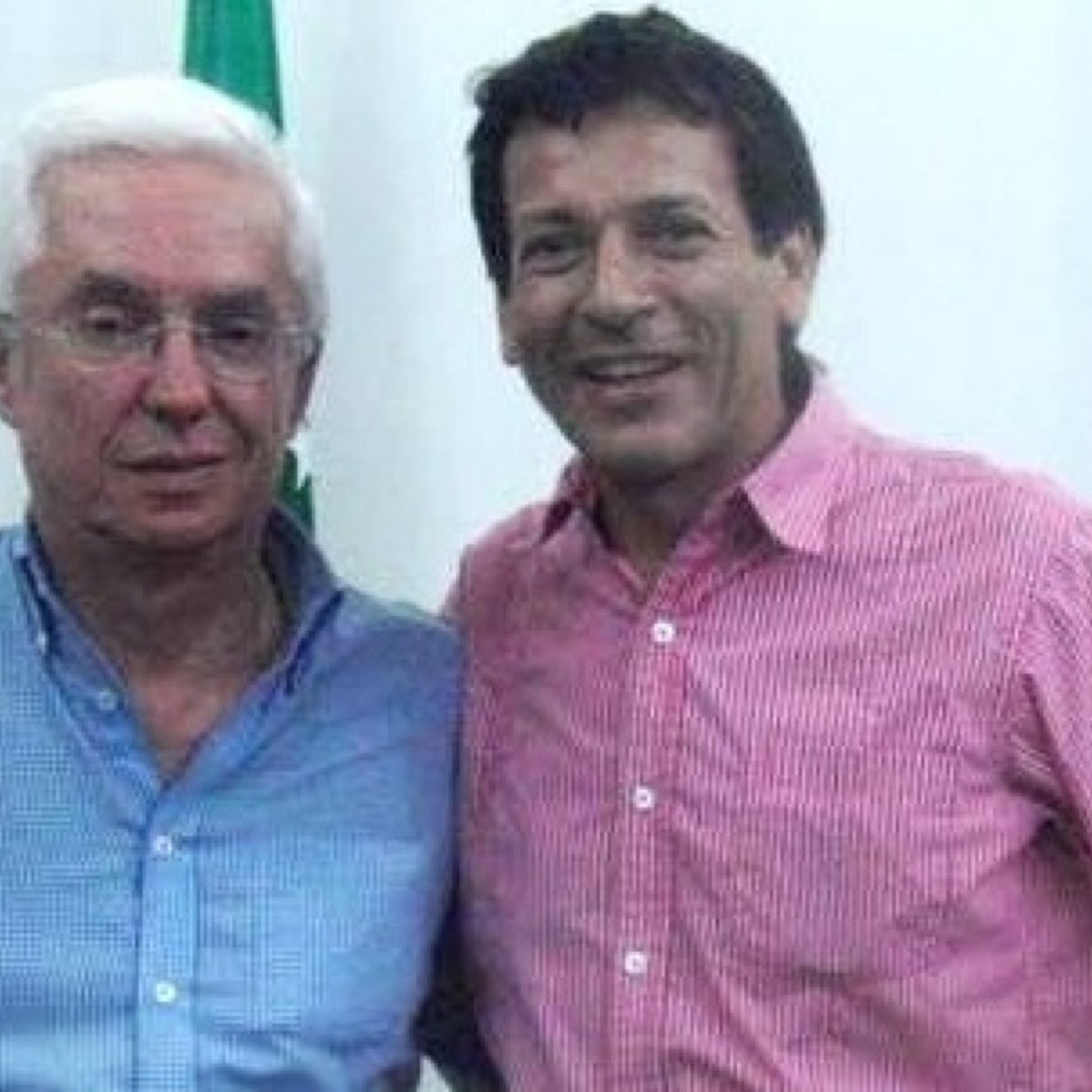 Licenciado en Matemáticas y Física -UTP. Secretario general del Sindicato de Educadores de Risaralda. Asesor de Sintrainagro. Docente 1278.