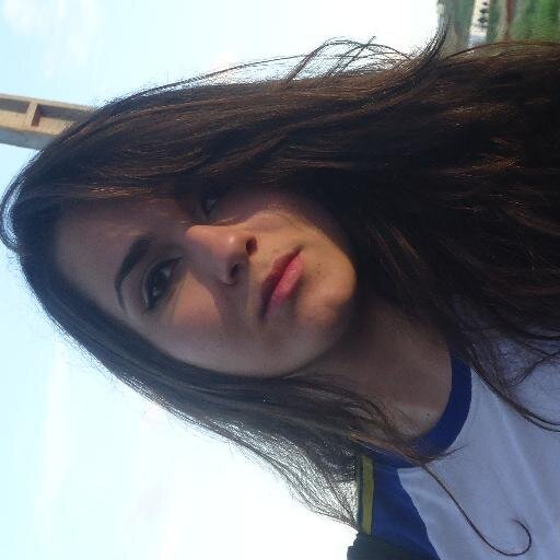sou melhor do que as pessoas pensam,pior do que elas imaginam,as criticas não me abalam,os elogios não me iludem,sou o que sou não o que falam...