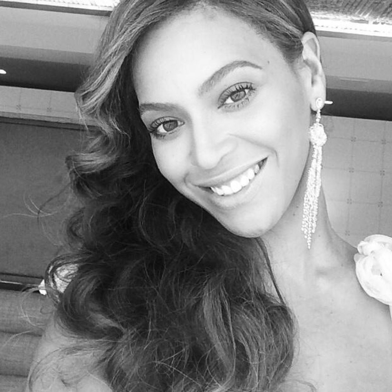 ♫ ♪ ♬drunk in love♫ ♪ ♬