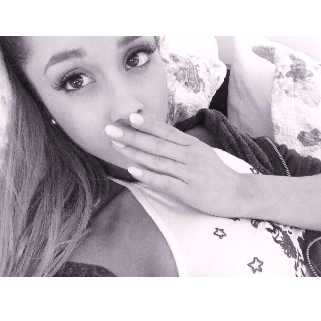 ♡I'm part of that 50's group♡ Ariana and Arianators are my family, I love new son of Ariana ~Problem~
