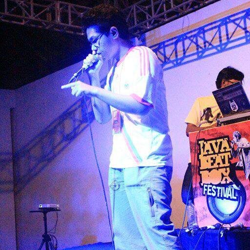 BEATBOXER, vocalist, bassist, GAMER hahaha. That's what you need to know| Java Beatbox fest participant