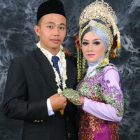 Deni fauzi fiddaroni (@aphitdelvhin) 's Twitter Profile