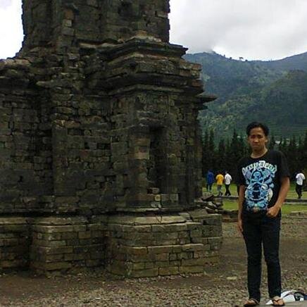 perakit mimpi untuk diri sendiri dan orang lain