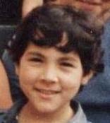 tintacinza's profile picture. de uma neutralidade ímpar, ou como as pessoas dizem: uma pessoa quieta. nunca agradei, nem desagradei. mas me surpreenderia se elas me detestassem.