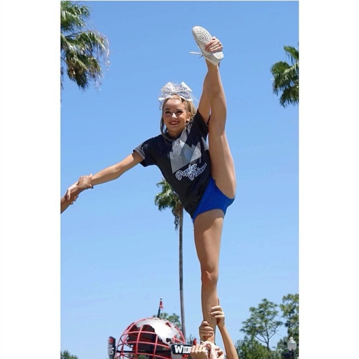 Cheerleader gone WILD~ Probably at Taco Bell♥ Avi contest winner: @cheerornah
