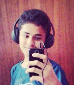 Todo dia eu aprendo uma coisa nova. Hoje aprendi que prefiro comer e dormir do que fazer uma coisa nova.