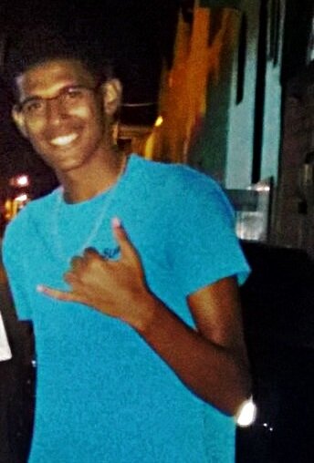 A musica mim faz refletir meus erros.