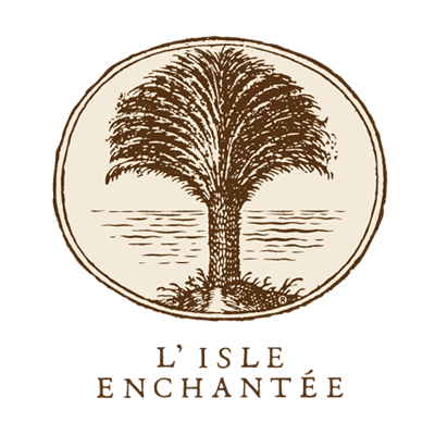 'L'isle Enchantee' - take me away.    A lifestyle brand for those who love traveling to enchanted places and all things beautiful. 
Instagram @nikkikovesi