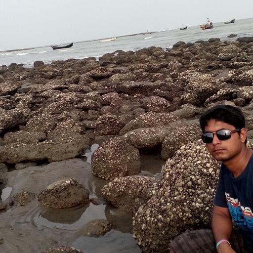 Dustoemon's profile picture. Optimistic.....cool.