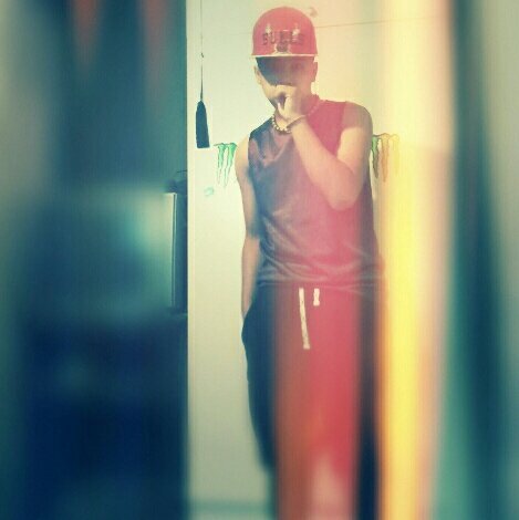 Kylesamuels10's profile picture. Do MMA ,Gym , Skate , Surfing i'm a straight forward person i'm kind and Friendly