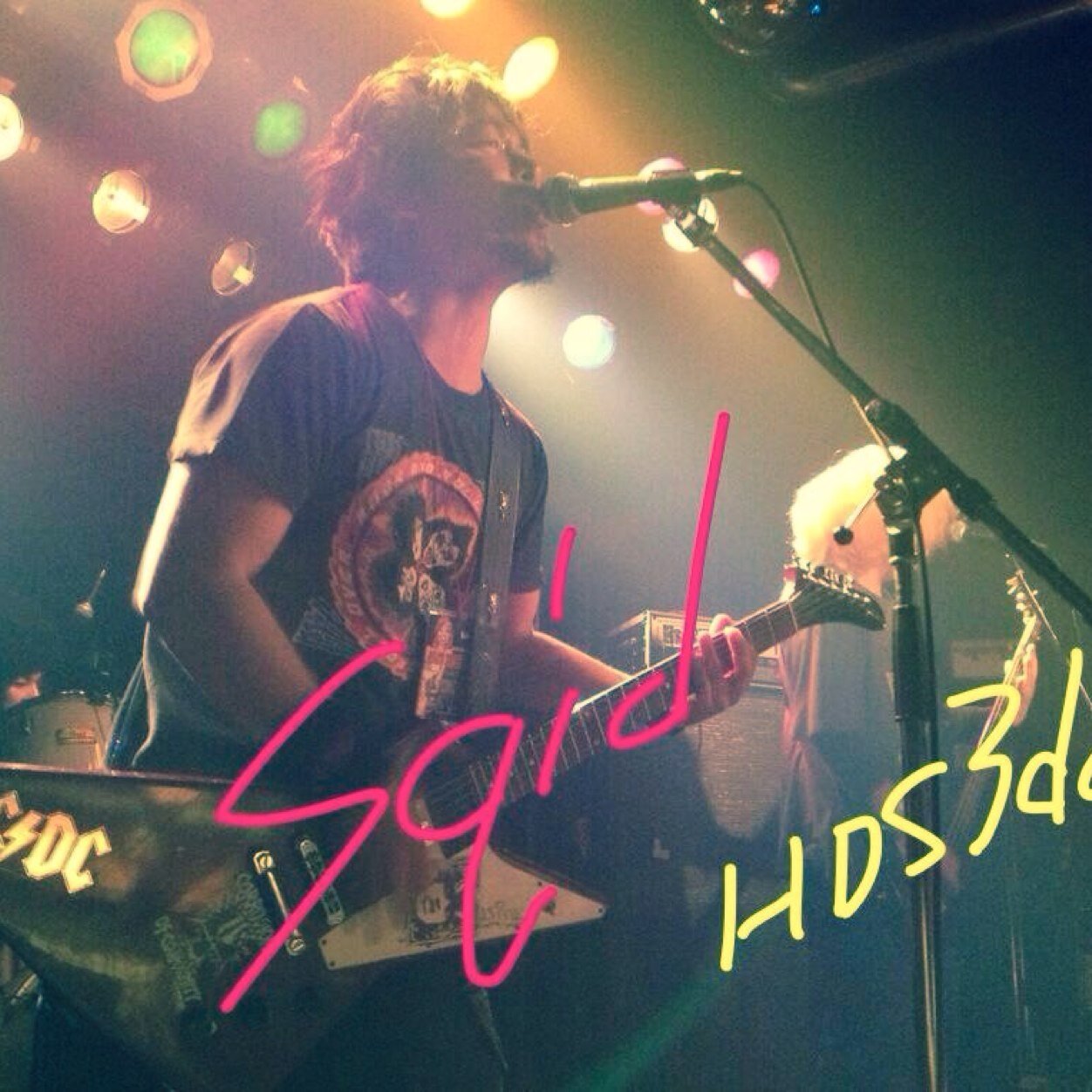 鹿児島〜東京〜鹿児島へ!!sqidでGt.Vo、MORALESSでbass。海とVシネマとホラー映画と阪神と野球とメタル大好き!酒は少しじゃない、タバコも大好き!鹿児島帰ってきました!