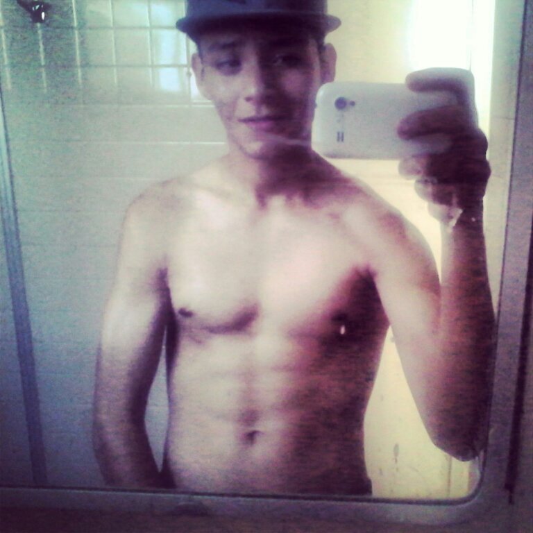 picazodaniel6's profile picture. me gusta el ejercicio :3