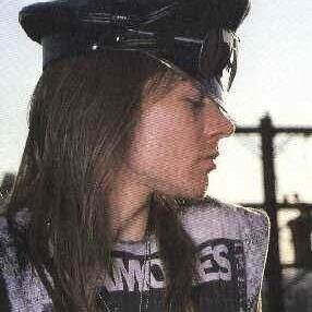 twitter dedicado ao mais belo fandom  #WeLoveGunsNRoses