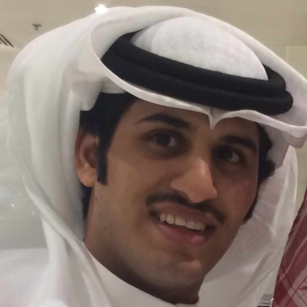 ‏الحياه ماهي الا قصّة قصيره ! ( من تُراب . على تُراب . الى تُراب ) ( ثم حسِاب . فثواب . او عقاب ) ف عشّ حياتك لله - تكُن أسعد خلق الله : )