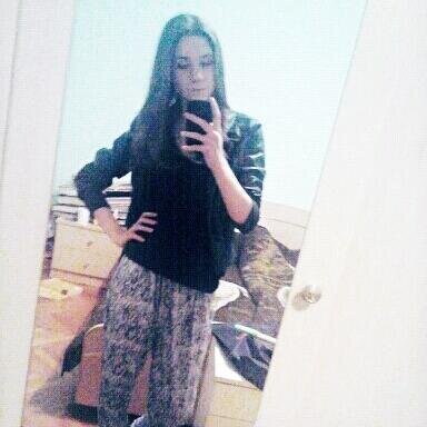 Hello everyone haha I'm Karla and I'm from Croatia. I'm a Directioner and huge fan of The Vampire Diaries, Brad Kavanagh and 5SOS :D xx love ya