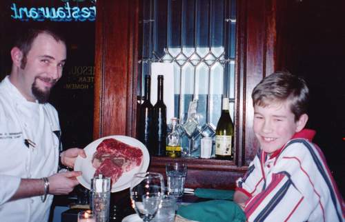 PDX_Foodie's profile picture. I love food. From food carts, to ultra swanky. This will document my quest as a critic and connoisseur of everything delicious.