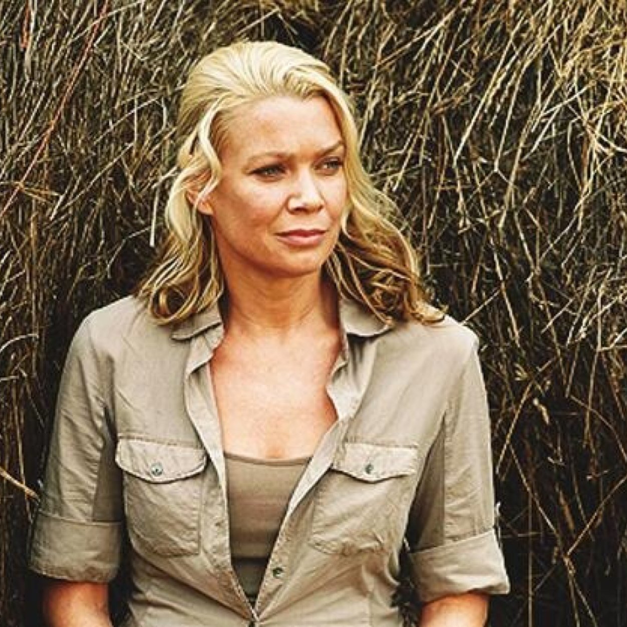 AndreaH_TWD_'s profile picture. Badass. I shot the redneck. Lost my sister amy to walkers. My bestfriend is @TroubledSamurai