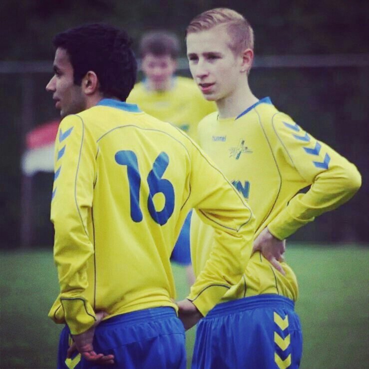~ 16 jaar ~ PSV EINDHOVEN ~ EMM RANDWIJK A1 ~ Instagram: _meesmeijer ~ Snapchat: meesmeijer ~