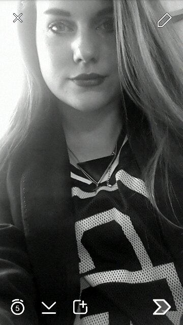 ♡•music is all I need ! •
